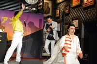 退場するフレイディに手を振るレイザーラモンRG。