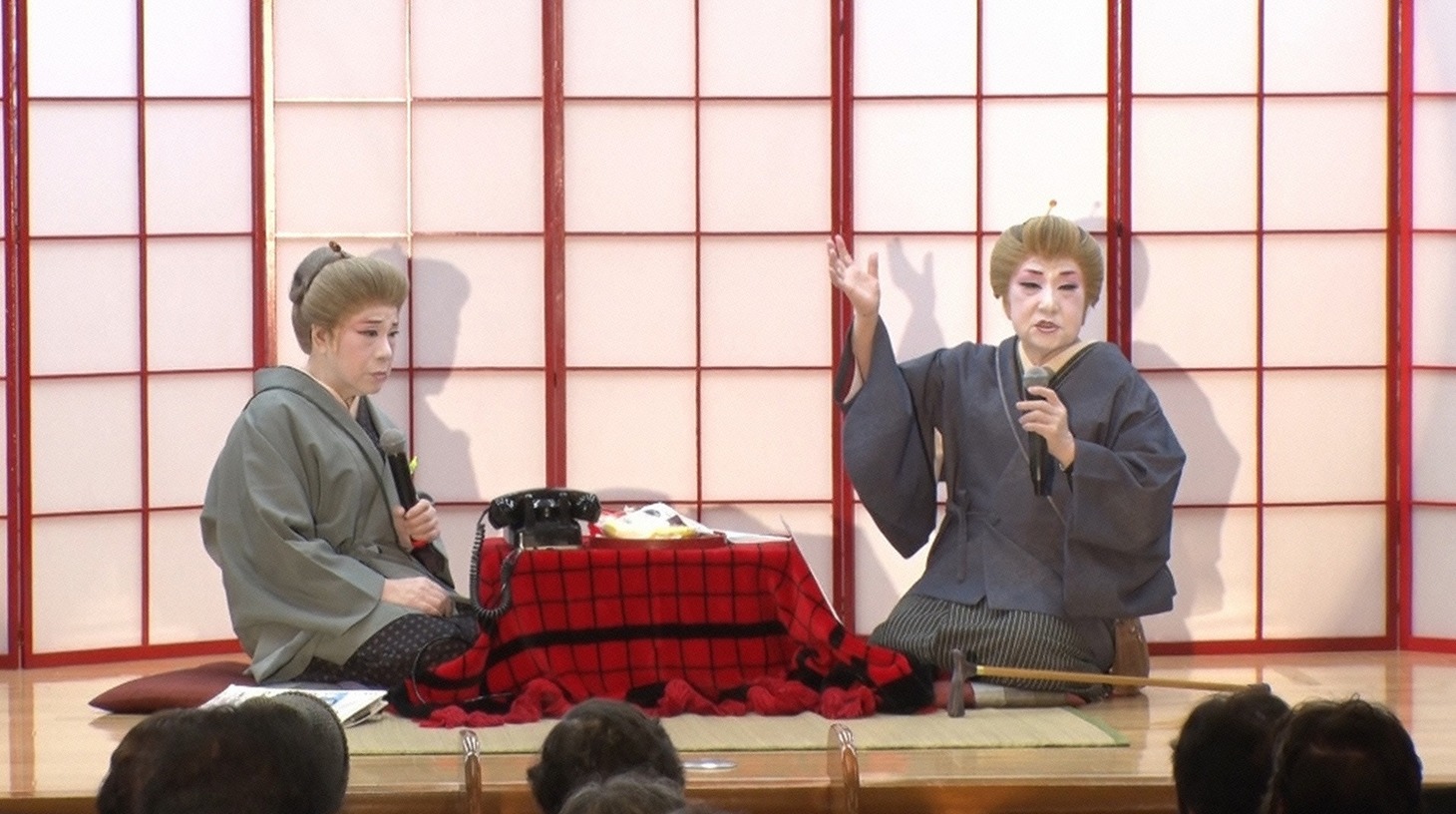 「NNNドキュメント'18 行列ができる婆ちゃんコント」のワンシーン。(c)日本テレビ