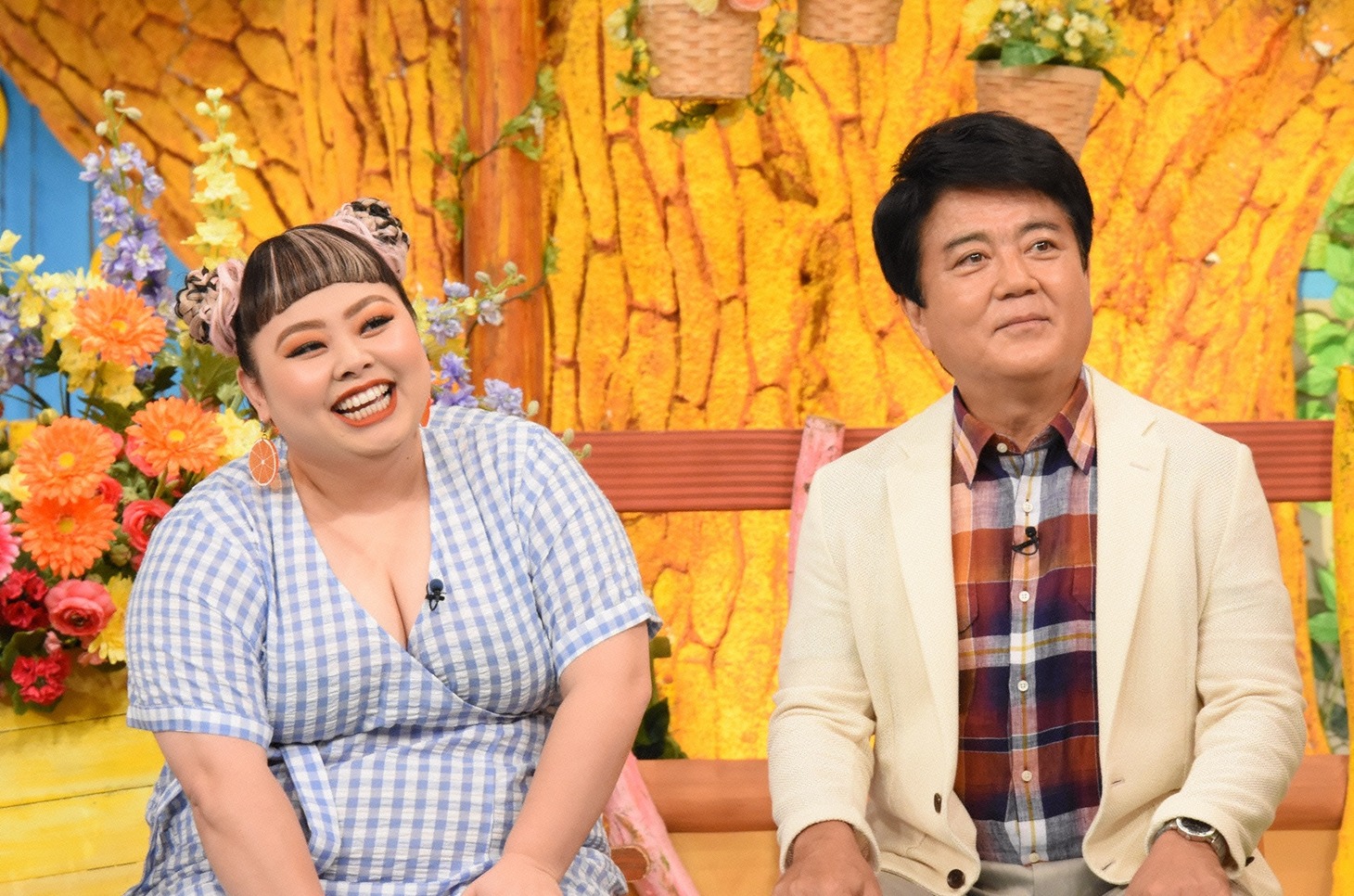 左から渡辺直美、堀尾正明。(c)日本テレビ