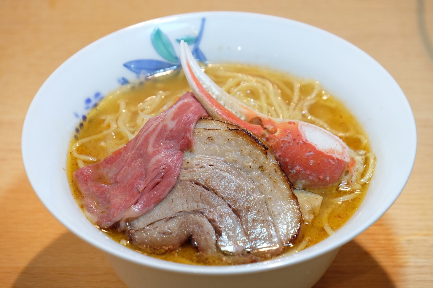 鬼そば藤谷「黒毛和牛と国産極上チャーシューのズワイ蟹味噌らぁ麺～日本代表旨味祭り～」