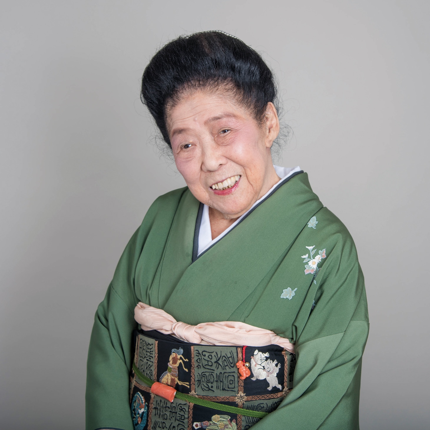 内海桂子