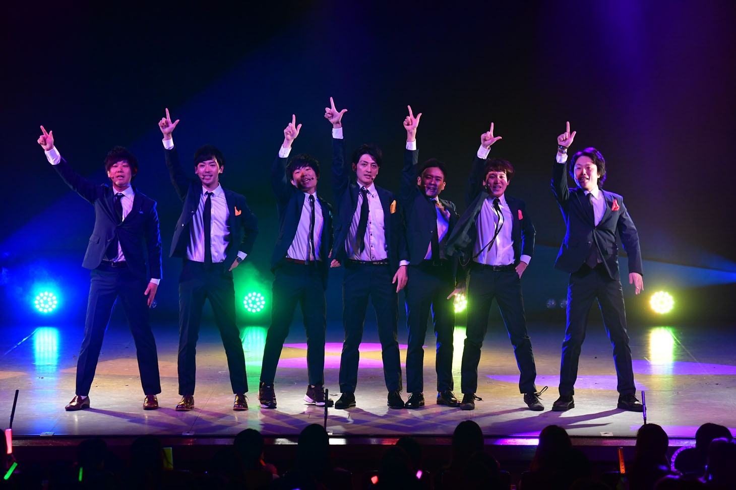 「Berry Better!!～音感、リズム感のない男達～in NGKオリジナル曲初披露スペシャル!!」の様子。