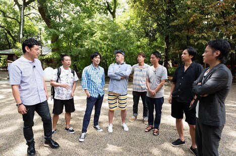 「旅くらべ ～同期芸人で旅したらこうなりました～」に出演する4組。(c)ABC