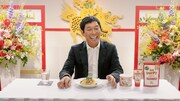 CM「ホンマやっ!篇」に出演する明石家さんま。