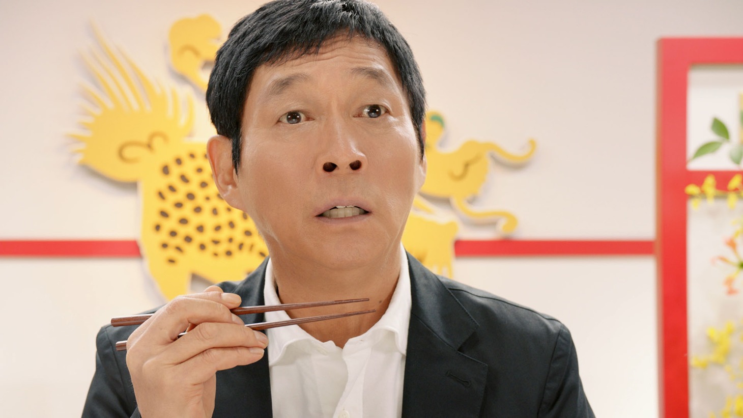 CM「追いシャン篇」に出演する明石家さんま。