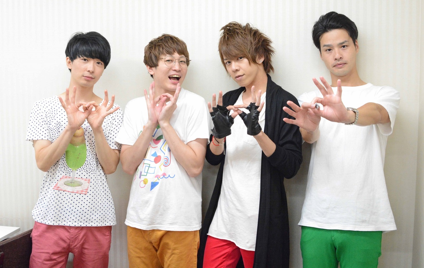JUNK∞TIONの（左から）Akky、Yoshi、J、NOBU。