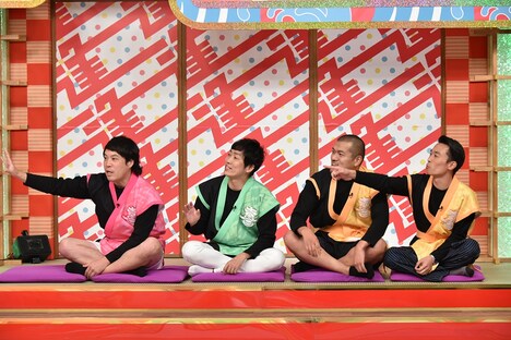 （左から）タカアンドトシ・タカ、NON STYLE石田、カミナリ。(c)中京テレビ