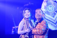 EGO-WRAPPIN'の中納良恵と池乃めだか。