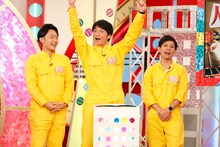 （左から）新実彰平アナ、さや香。(c)関西テレビ