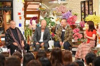 「A-Studio」に出演する（左から）笑福亭鶴瓶、バイきんぐ、川栄李奈。(c)TBS