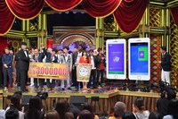 メンバーはLINE賞も同時受賞。