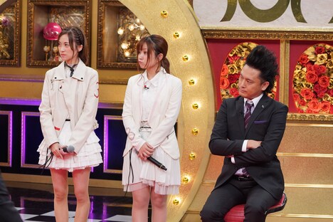 VIVAJO8プロデューサーのミサイルマン岩部（右）。(c)関西テレビ