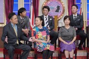 「人生が変わる1分間の深イイ話」のワンシーン。(c)日本テレビ