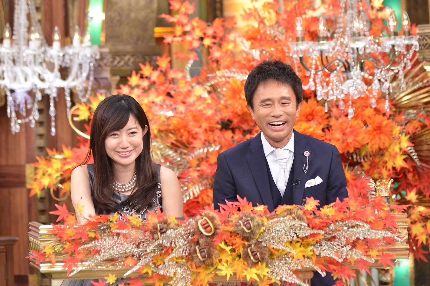 浜田雅功と豊崎由里絵アナ。(c)MBS