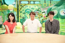 （左から）堂真理子アナ、さまぁ～ず大竹、ユースケ・サンタマリア。(c)テレビ朝日