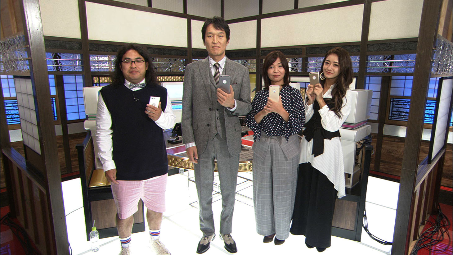 「AI育成お笑いバトル 師匠×弟子」#1より。(c)NHK