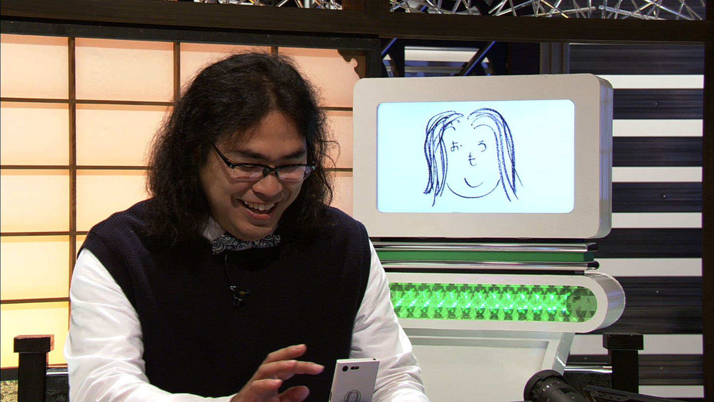 「AI育成お笑いバトル 師匠×弟子」#1より。(c)NHK