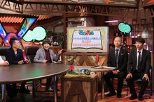 雨上がり決死隊とアキナ（右）。(c)ABC