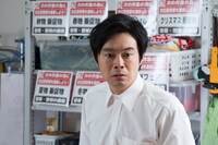 尾上寛之演じる佐々部幸弘。(c)テレビ東京