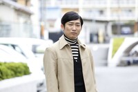 「なめとんか やしきたかじん誕生物語」に出演する、NON STYLE石田。(c)関西テレビ