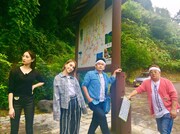 「秘境路線バスで飲食店を見つける旅」に出演する(左から)菜々緒、滝沢カレン、サンドウィッチマン。(c)テレビ朝日