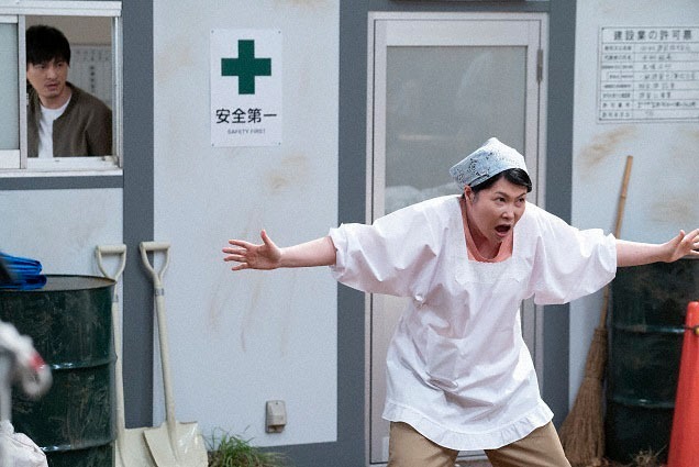コント「おふくろ刑事」より。