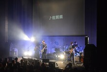 「はなわワンマンライブ『カラアゲ』」の様子。