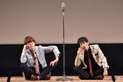 このライブにも出演した吉住の宣材写真を真似たポーズを取り「2人吉住」を名乗る真空ジェシカ。