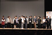 ライブ出演者が勢揃いしたトークのワンシーン。