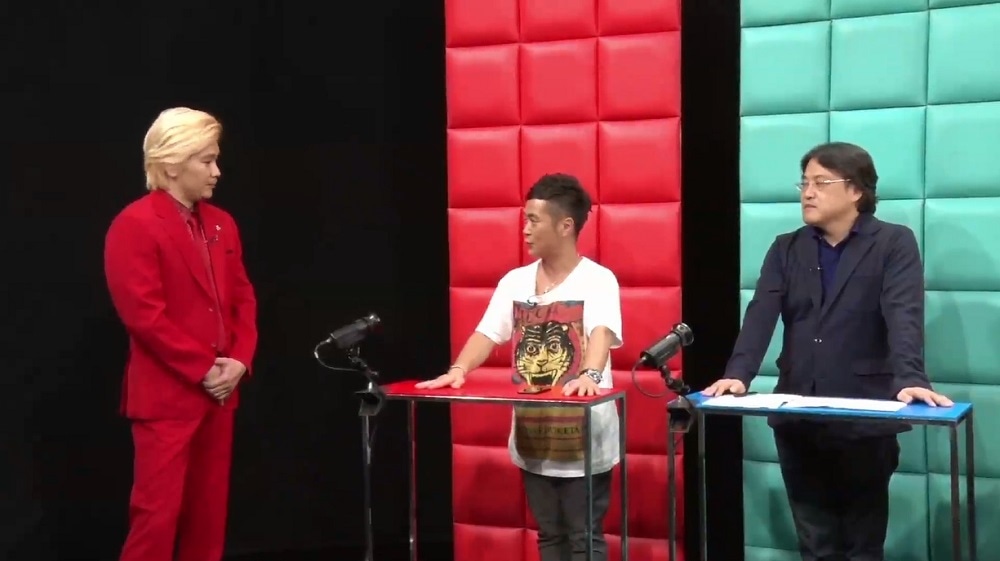 「EXD44」で展開される企画「芸能界いらない情報ビンゴ」に出演する（左から）メイプル超合金カズレーザー、カラテカ入江、久田将義。(c)テレビ朝日