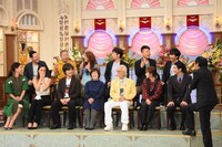 「行列のできる法律相談所 さんまVS怒れる美女軍団3時間スペシャル！」のワンシーン。(c)日本テレビ