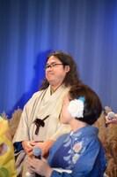 ロッチ中岡（奥）