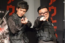 「ザ・アウトロー」大ヒット祈願イベントに出席したとろサーモン。