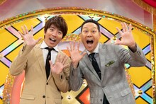 司会を務める村上信五（左）と東野幸治（右）。(c)NHK