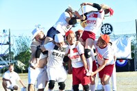 「パンスト脱がし騎馬戦」(c)TBS