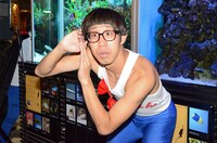 ひょっこりはん