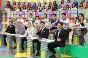 「中居正広のスポーツ！号外スクープ狙います！」の出演者たち。(c)テレビ朝日