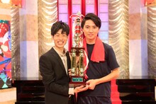 「平成30年度 NHK新人お笑い大賞」大賞のGパンパンダ。(c)NHK