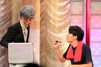 2本目にコント「データボクシング」を披露するGパンパンダ。(c)NHK