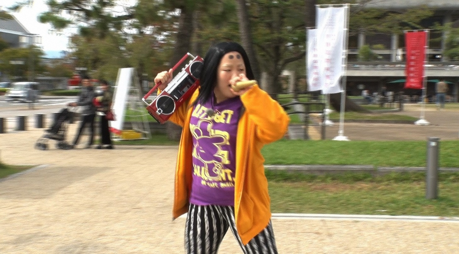 ゆりやんレトリィバァ扮するゆりの小町。(c)読売テレビ