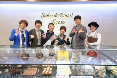 番組の出演者たち。(c)ABC