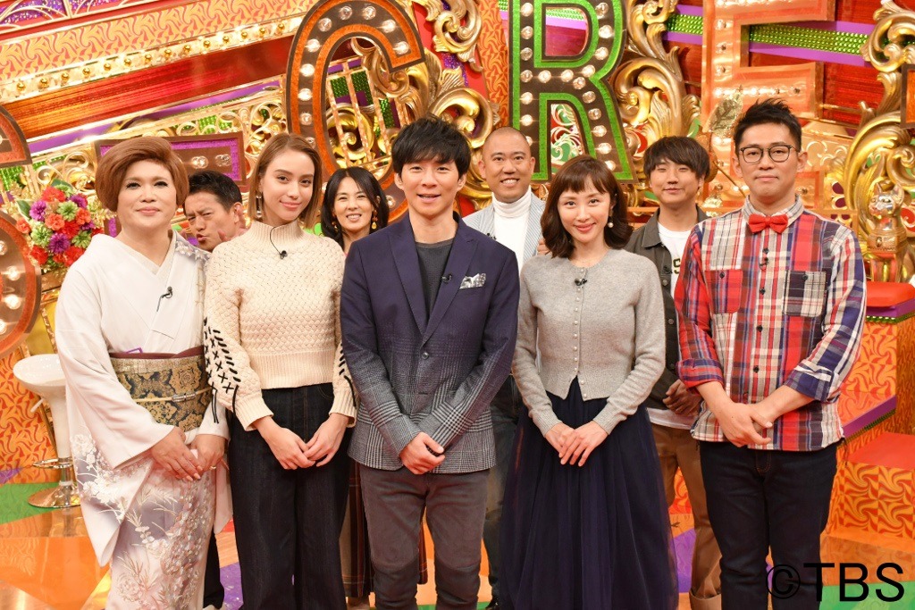 「プロん家に秘密あり！～料理・掃除・洗濯が劇的にラクになる！秋に役立つ魔法の家事ワザ大連発SP～」の出演者たち。