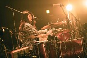 ゲスの極み乙女。の全国ツアー最終公演「ゲスなのか、タコなのか」の様子。(撮影:石ヶ森三英)