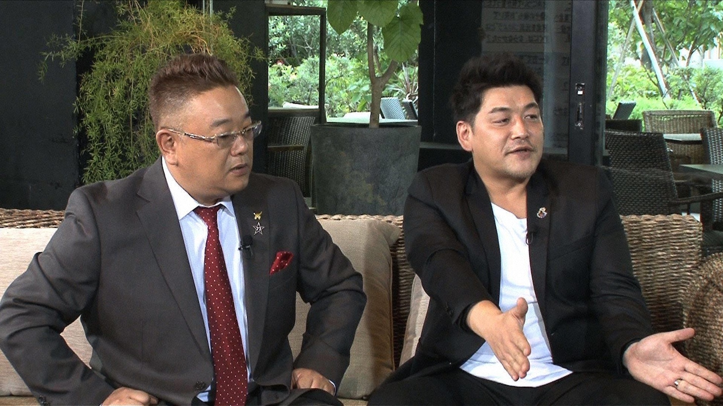 「直撃！シンソウ坂上」に出演する、サンドウィッチマン。(c)フジテレビ