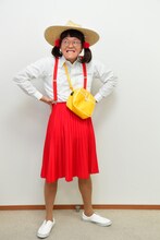 「となりのトトロ」のメイに扮するアインシュタイン稲田。