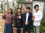 左から海原やすよ ともこ、テンダラー。