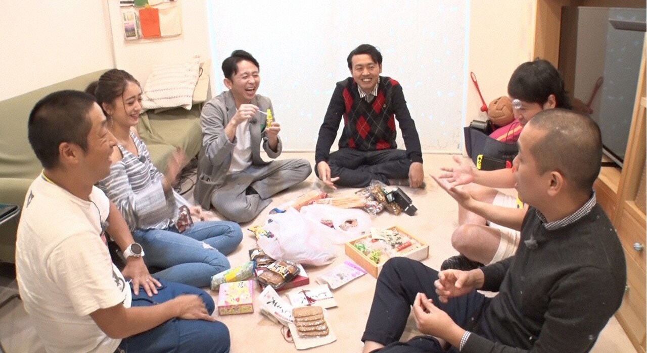 有吉弘行ら、安田大サーカス団長の自宅でパワプロ