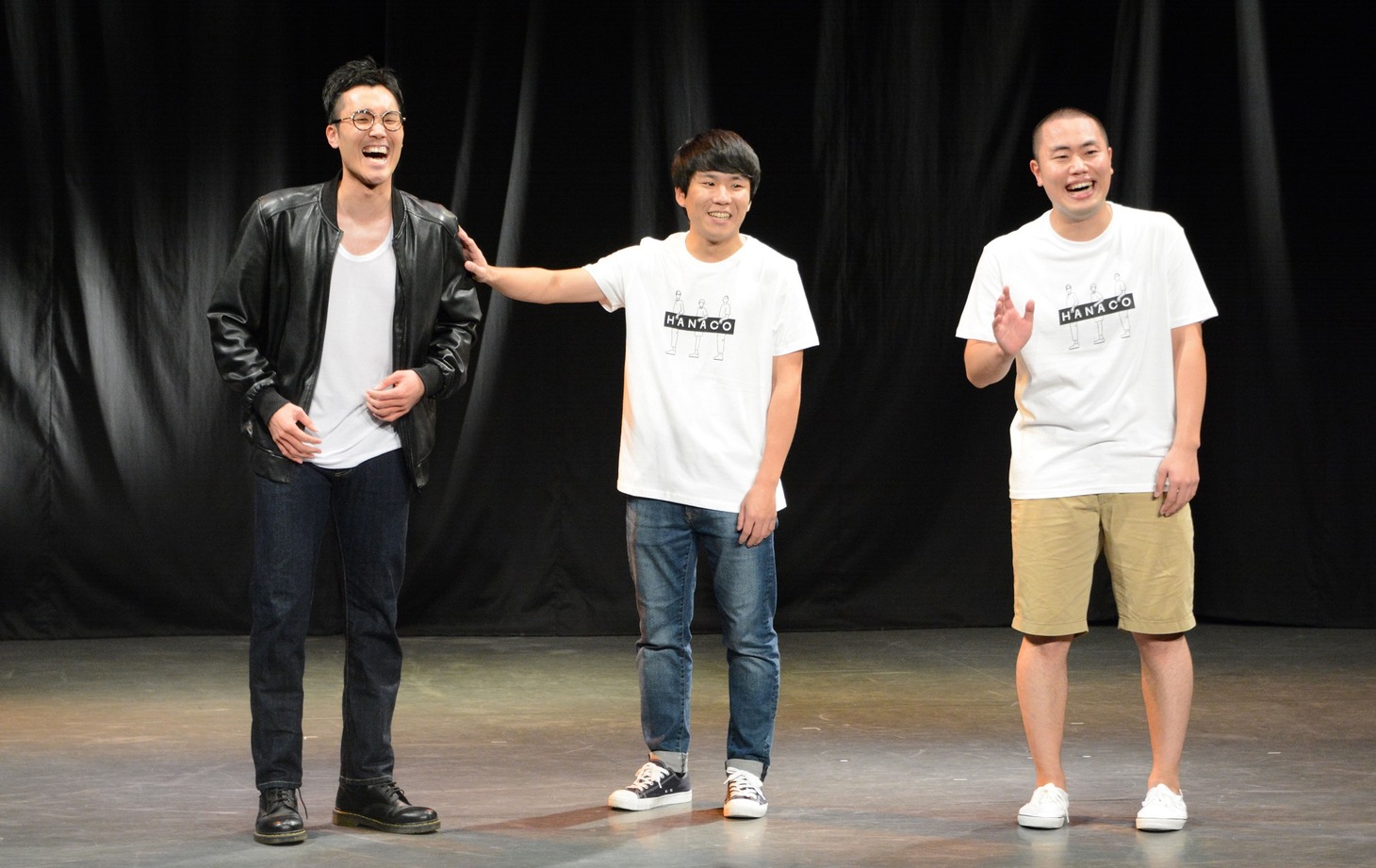 エンディングで挨拶するハナコ。