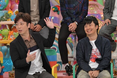 （左から）フットボールアワー後藤、オードリー若林。(c)テレビ朝日