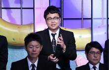 都市伝説テラーを務める銀シャリ橋本。